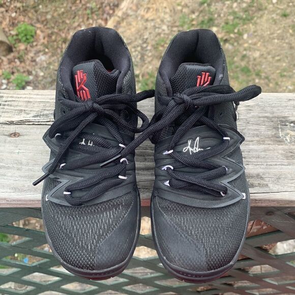 Nike Kyrie 5 Red Carpet Sneakers Sz 2Y - Picture 6 of 9